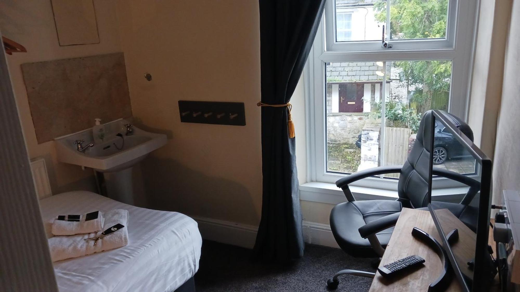 Mair'S Hotell Bridgend  Eksteriør bilde