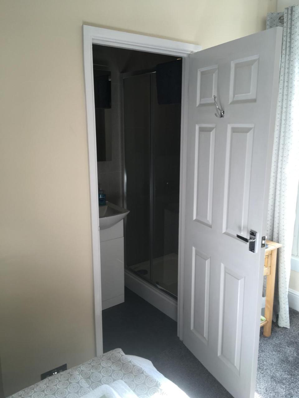 Mair'S Hotell Bridgend  Eksteriør bilde